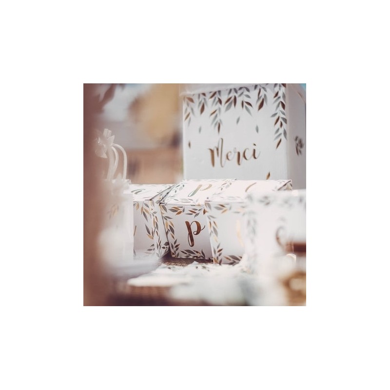cubes deco bapteme feuilles vertes